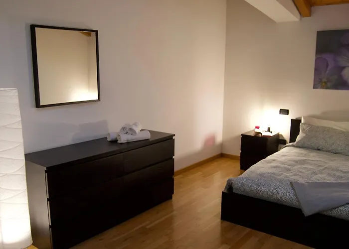 Casa Viola, Deliziosa Mansarda In Centro Storico شقة