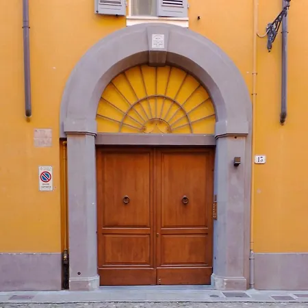 Apartment Casa Viola, Deliziosa Mansarda In Centro Storico Modena