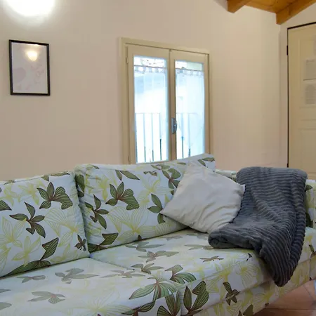 Apartament Casa Viola, Deliziosa Mansarda In Centro Storico