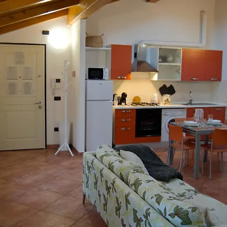 Apartment Casa Viola, Deliziosa Mansarda In Centro Storico