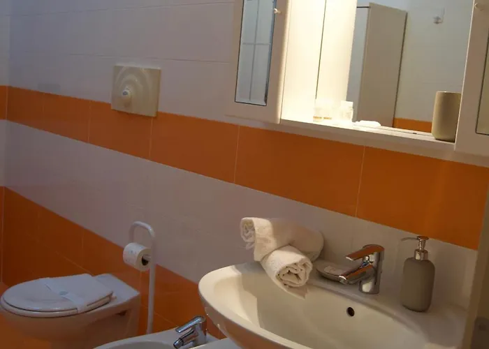 Casa Viola, Deliziosa Mansarda In Centro Storico アパート *